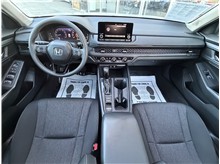 Vehicle Thumb #29
