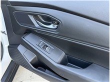Vehicle Thumb #31