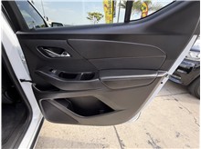 Vehicle Thumb #29