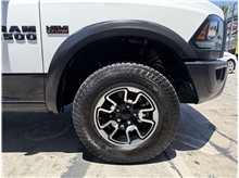 Vehicle Thumb #9