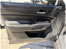 Vehicle Thumb #14
