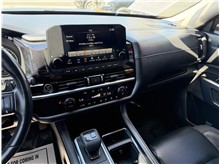Vehicle Thumb #43