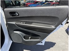 Vehicle Thumb #26