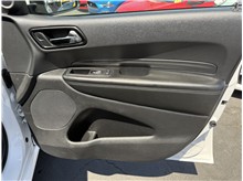 Vehicle Thumb #32