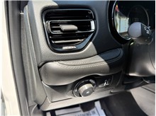 Vehicle Thumb #35