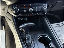 Vehicle Thumb #43