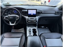 Vehicle Thumb #33