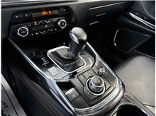 Vehicle Thumb #49