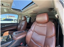 Vehicle Thumb #20