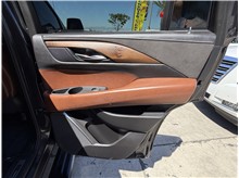Vehicle Thumb #29