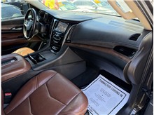 Vehicle Thumb #36