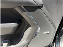 Vehicle Thumb #16