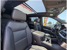 Vehicle Thumb #38