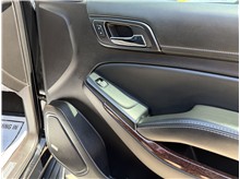 Vehicle Thumb #36