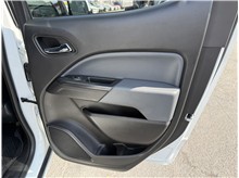 Vehicle Thumb #24