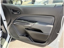 Vehicle Thumb #28