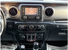 Vehicle Thumb #34