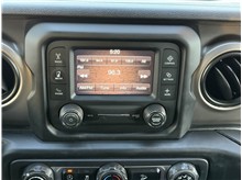Vehicle Thumb #37