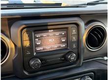 Vehicle Thumb #38