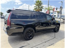 Vehicle Thumb #65