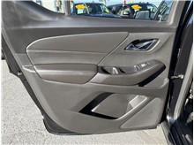 Vehicle Thumb #20
