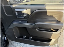 Vehicle Thumb #25