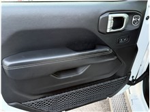 Vehicle Thumb #14