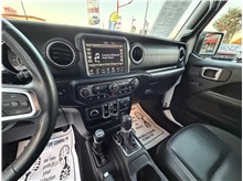 Vehicle Thumb #34