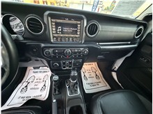 Vehicle Thumb #35