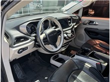 Vehicle Thumb #16