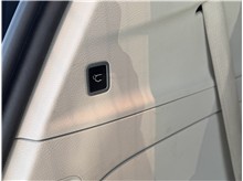 Vehicle Thumb #25