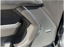 Vehicle Thumb #17