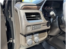 Vehicle Thumb #37