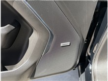 Vehicle Thumb #16