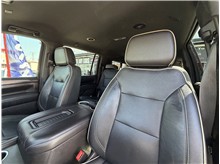 Vehicle Thumb #19