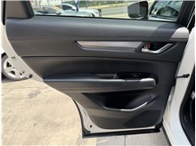 Vehicle Thumb #21