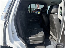 Vehicle Thumb #26