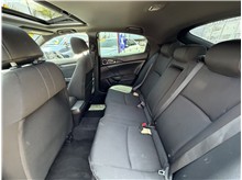 Vehicle Thumb #23