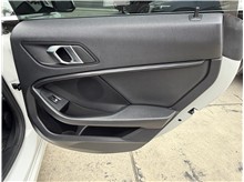 Vehicle Thumb #26