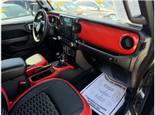 Vehicle Thumb #28