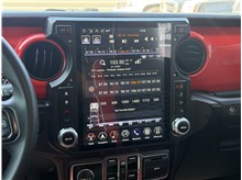 Vehicle Thumb #37