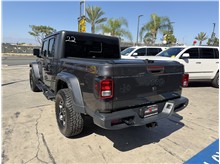 Vehicle Thumb #48