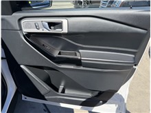 Vehicle Thumb #33