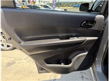 Vehicle Thumb #18