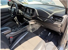 Vehicle Thumb #32