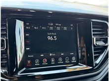 Vehicle Thumb #47