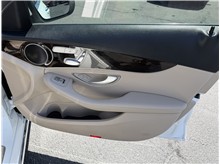 Vehicle Thumb #29