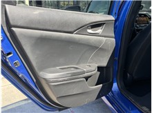 Vehicle Thumb #17