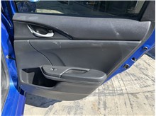 Vehicle Thumb #20