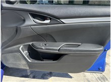 Vehicle Thumb #23
